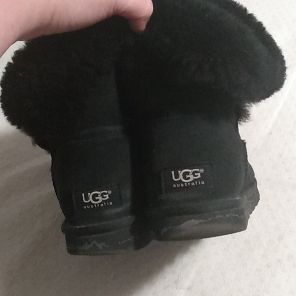 Ugg Bailey black boots - Picture 2 of 10